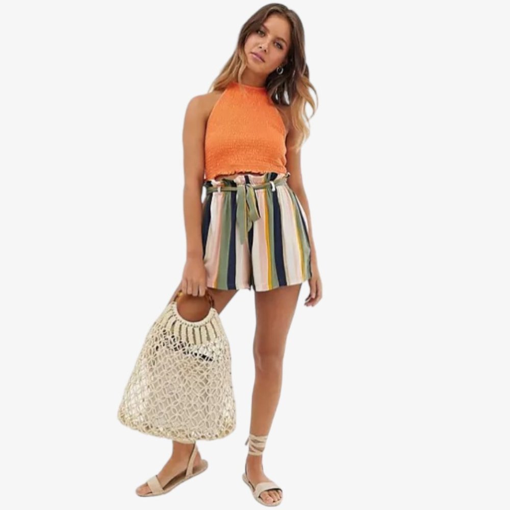 Hollister Striped High Rise Ruffled Waist Loose Fit Shorts W Pockets